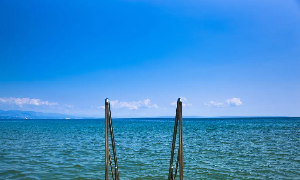 Hotel Lungomare Opatija - Liburnia 3*,